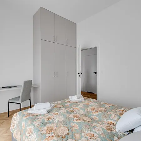 Mlynarska 2b By Homeprime Apartment *