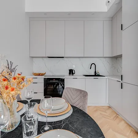 Mlynarska 2b By Homeprime Apartment Breslau